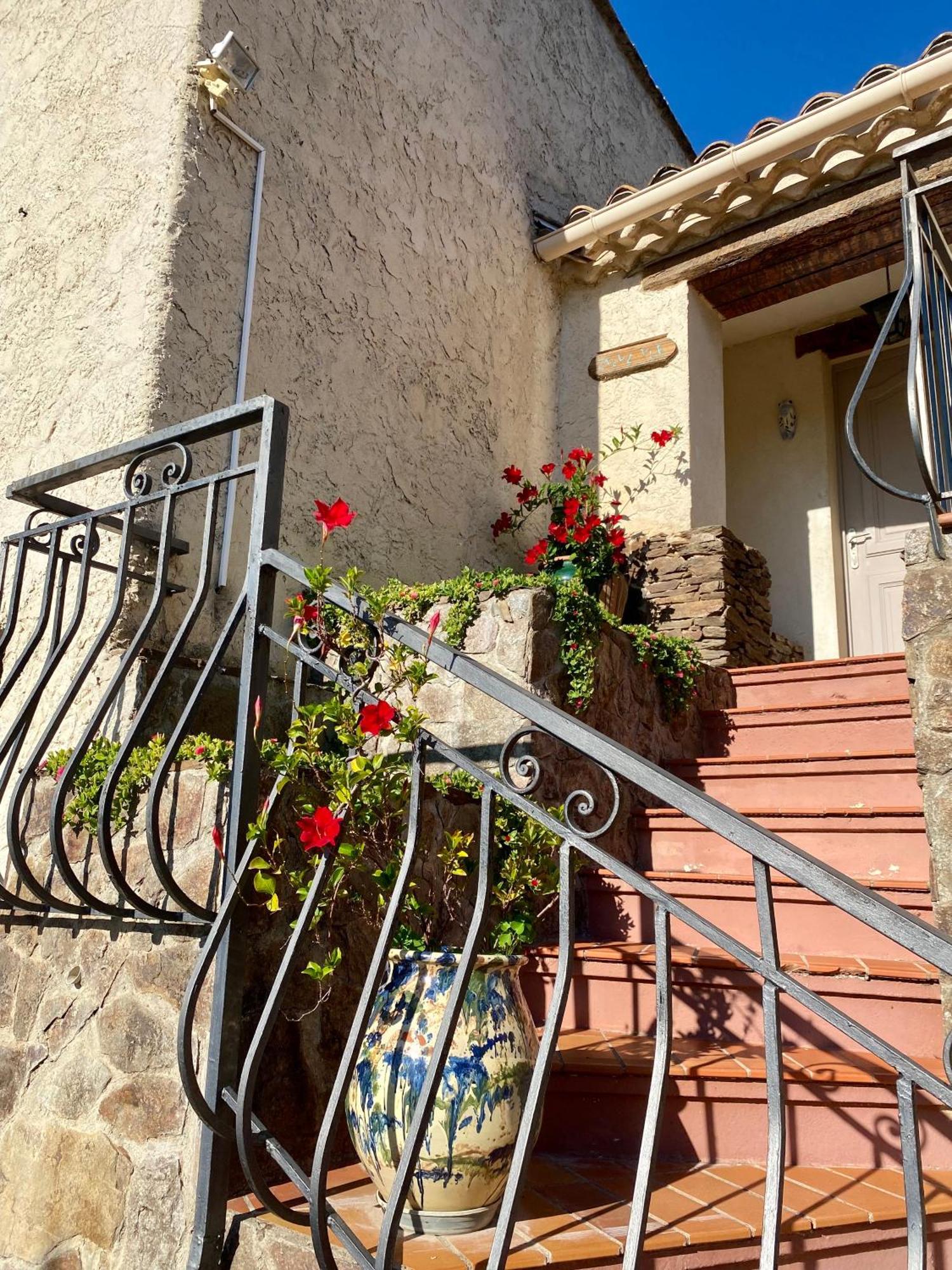 Appartamento Le Micocoulier La Crau Esterno foto