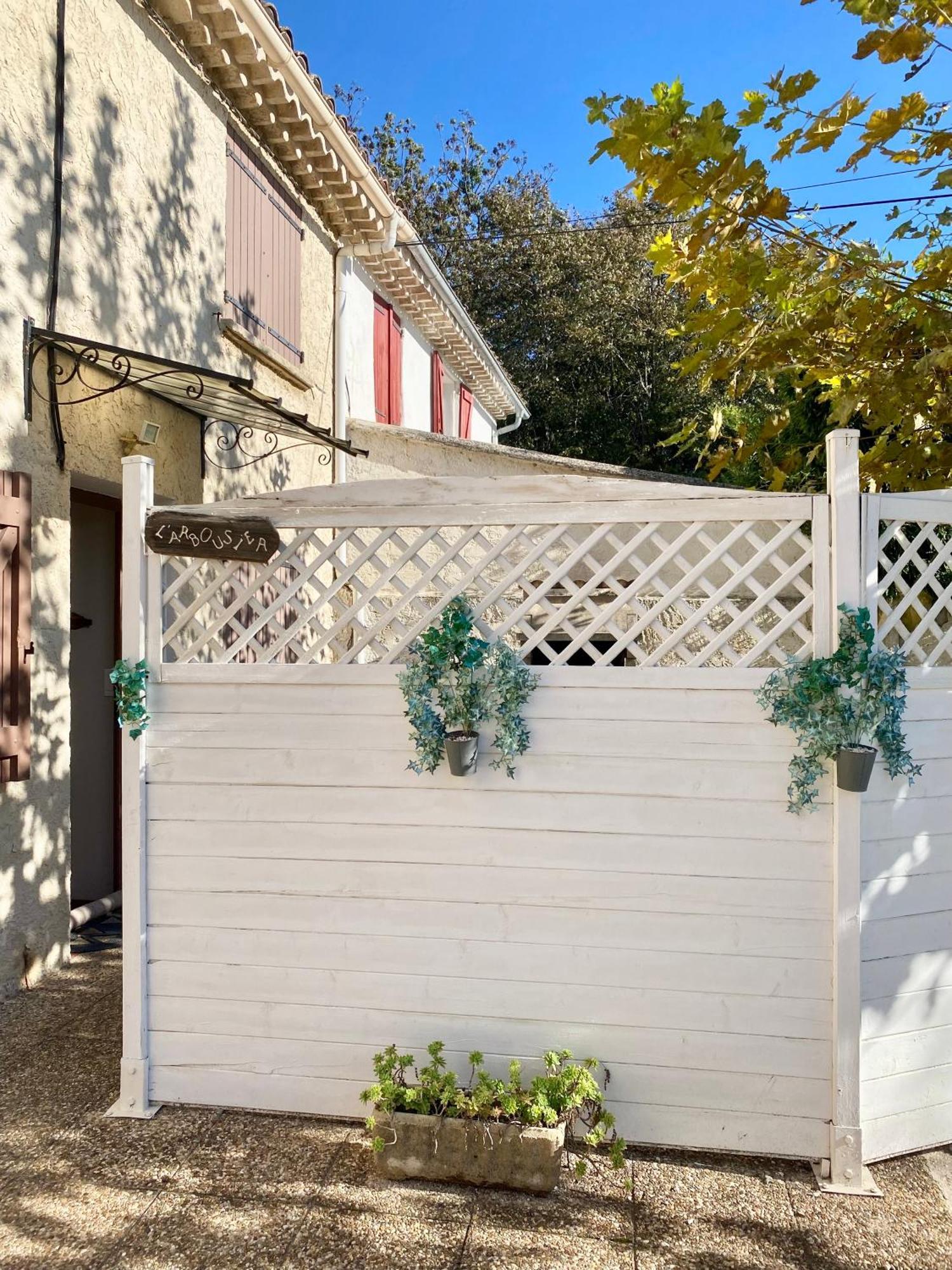 Appartamento Le Micocoulier La Crau Esterno foto